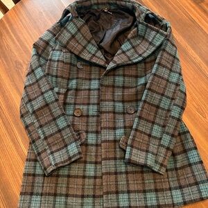 Woman’s Plaid Hooded Jacket